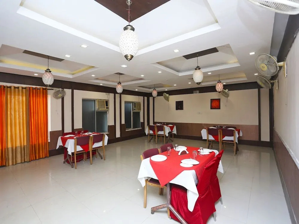 OYO 3201 Hotel Jhankar
