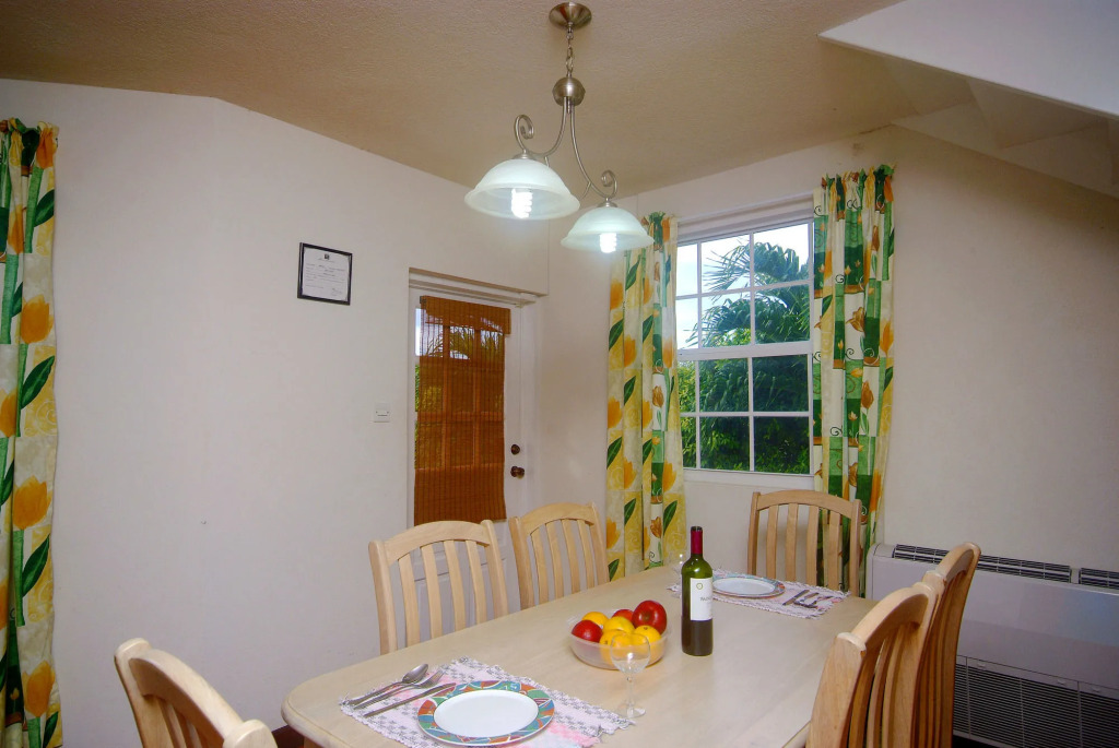 Best E Villas Prospect St James