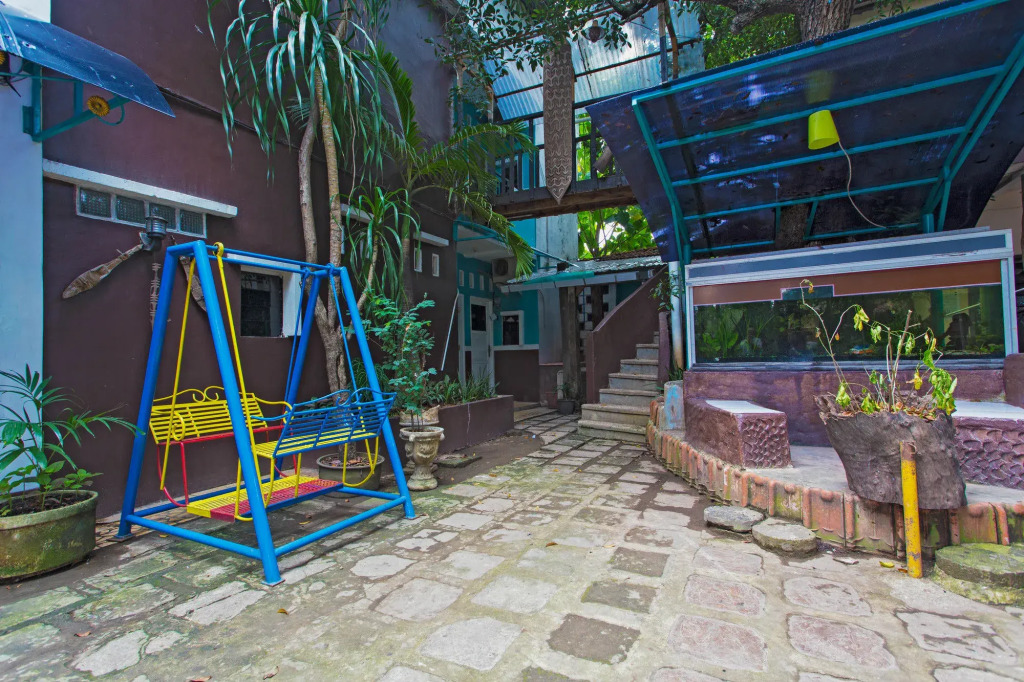 RedDoorz Pesanggrahan