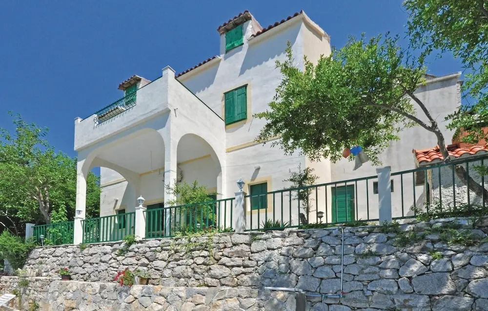 Nice Home in Celina With 3 Bedrooms, Internet and Outdoor Swimming Pool