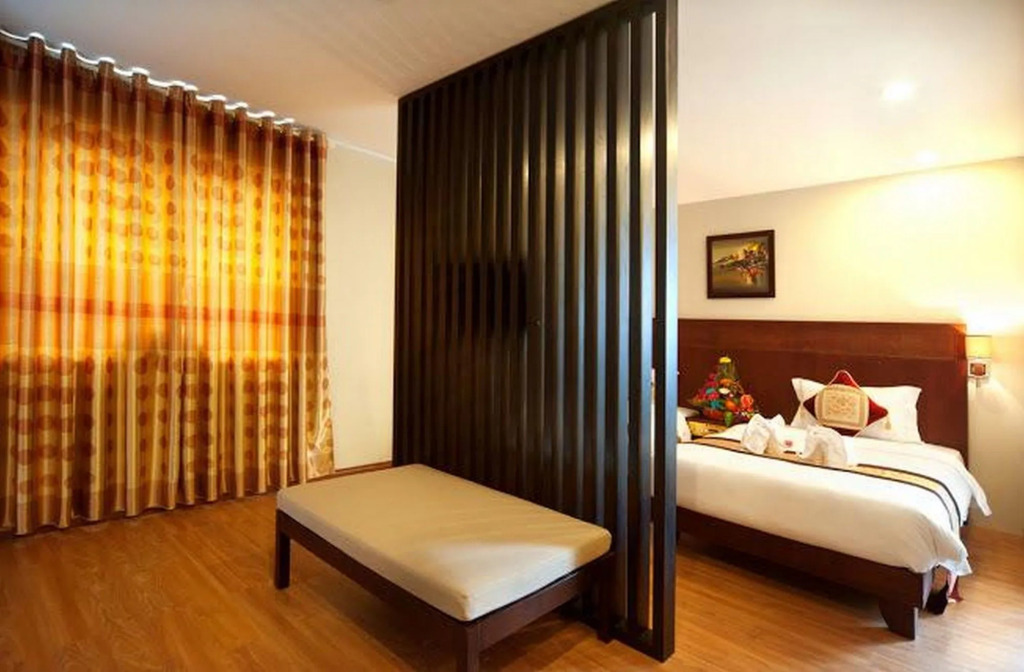 Shine Hue Hotel 2