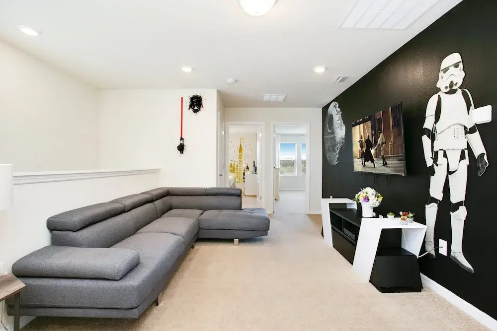 5 Bdrm 5 Bathrm Home at Solterra