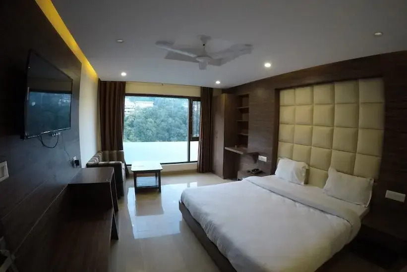 Hotel Savoy Residency
