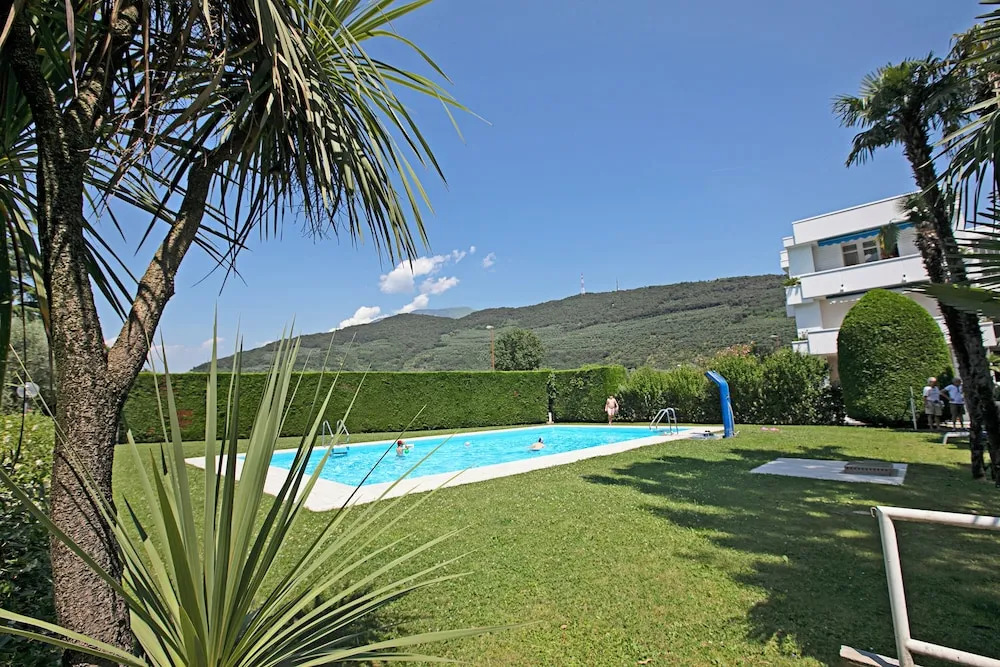 Garden & Surf By Rossana