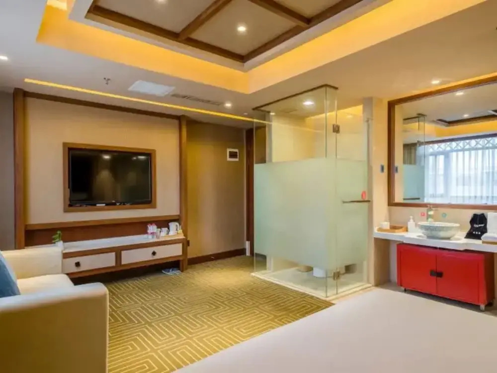 Vyluk J Hotel South Asian Garden Dianchi