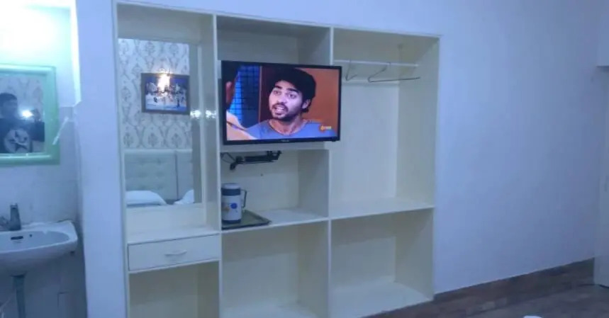 iROOMZ Sapthagiri Balla
