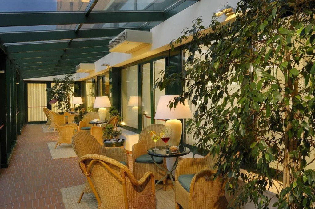 Phi Hotel Emilia