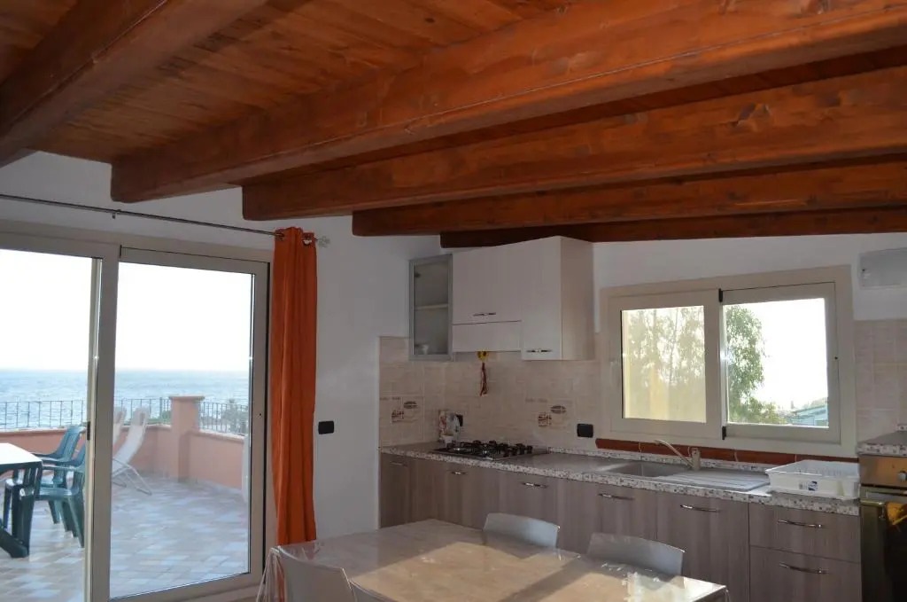 Terrazza sul golfo degli angeli