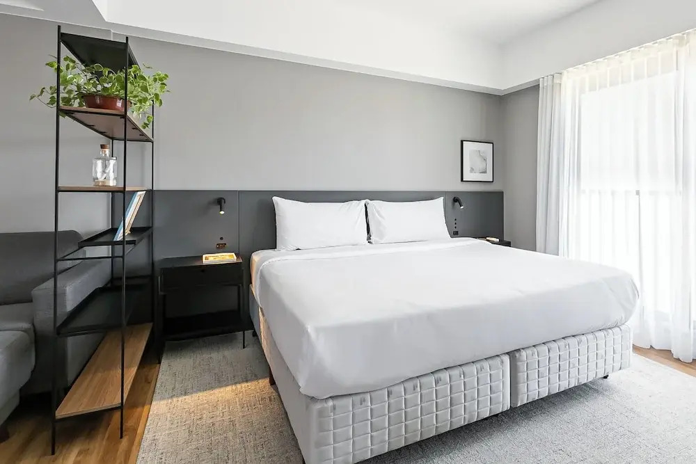 Studios Rio Branco by Viva - Prédio moderno, aptos com cama king-size no centro de Floripa