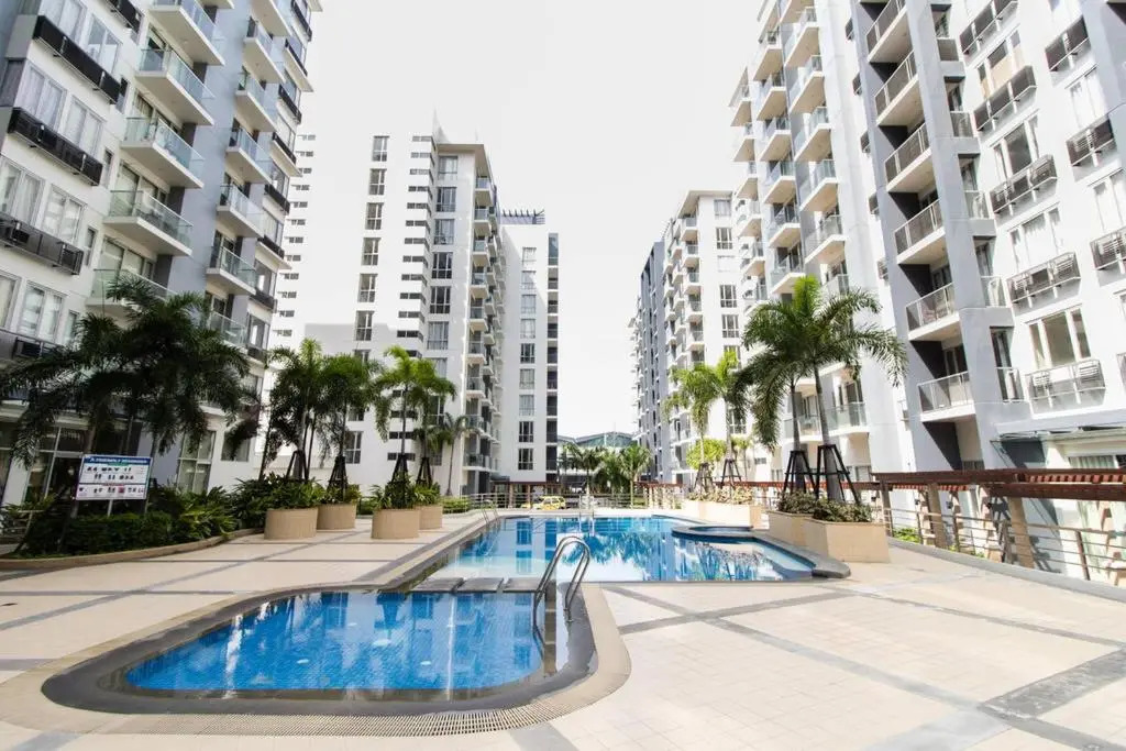 One Palm Tree Villas Near NAIA3