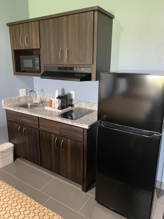 Scottish Inns and Suites Scarsdale