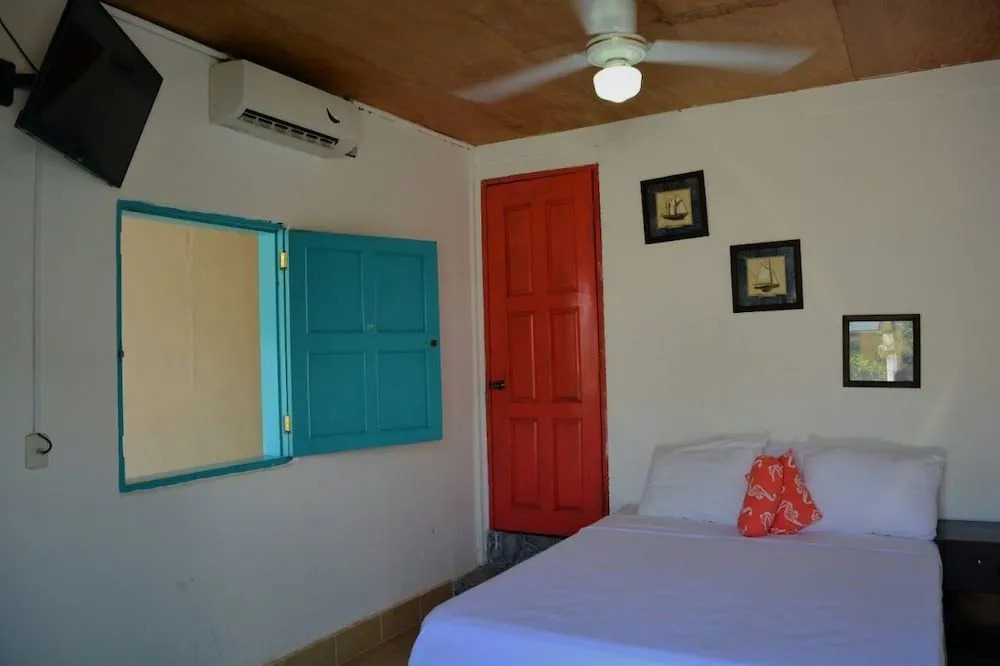 Beach Please Hotel
