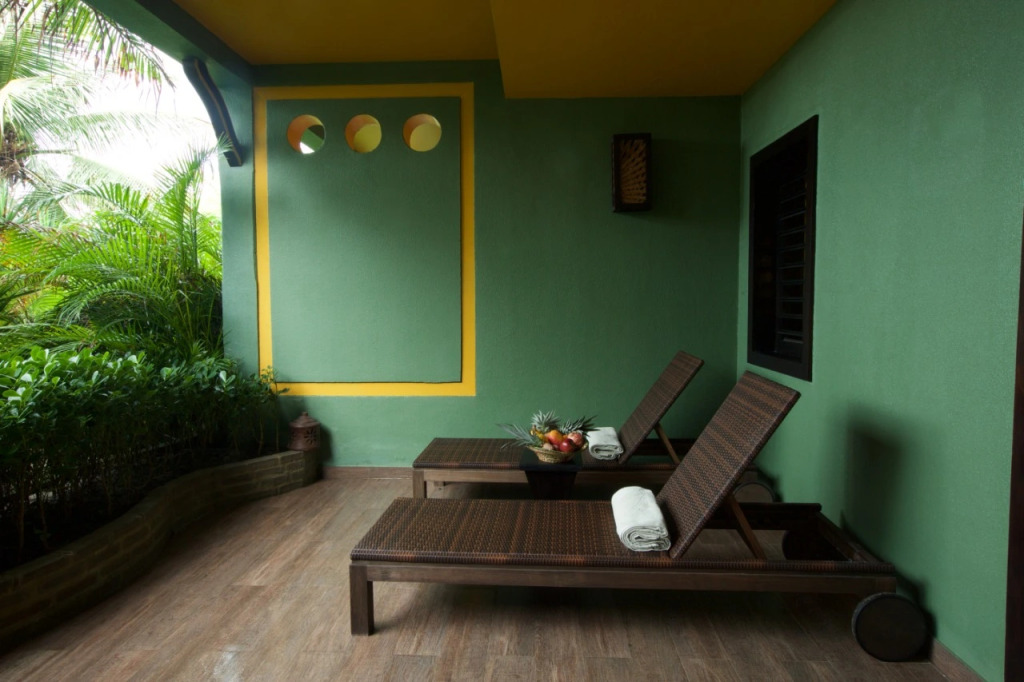 Lara Hotel