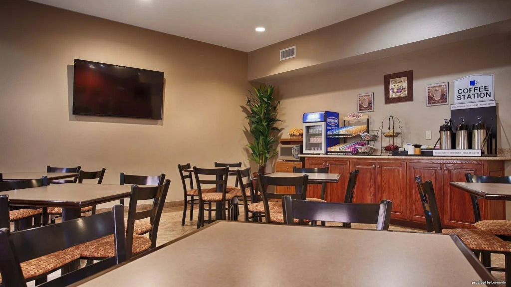 Best Western Oasis Inn