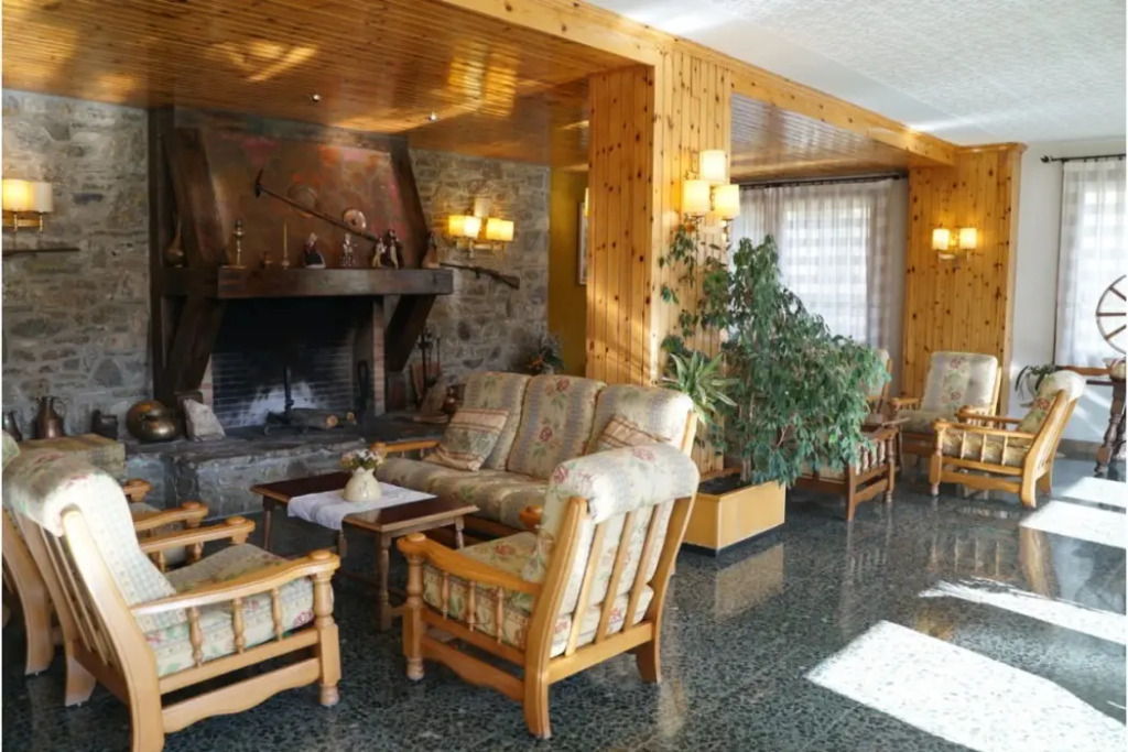 Abba Ordino Babot Hotel