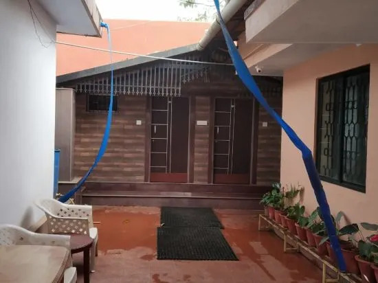 Flora Homes