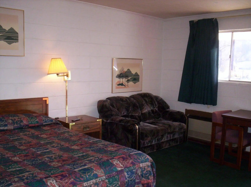 Budget Motel