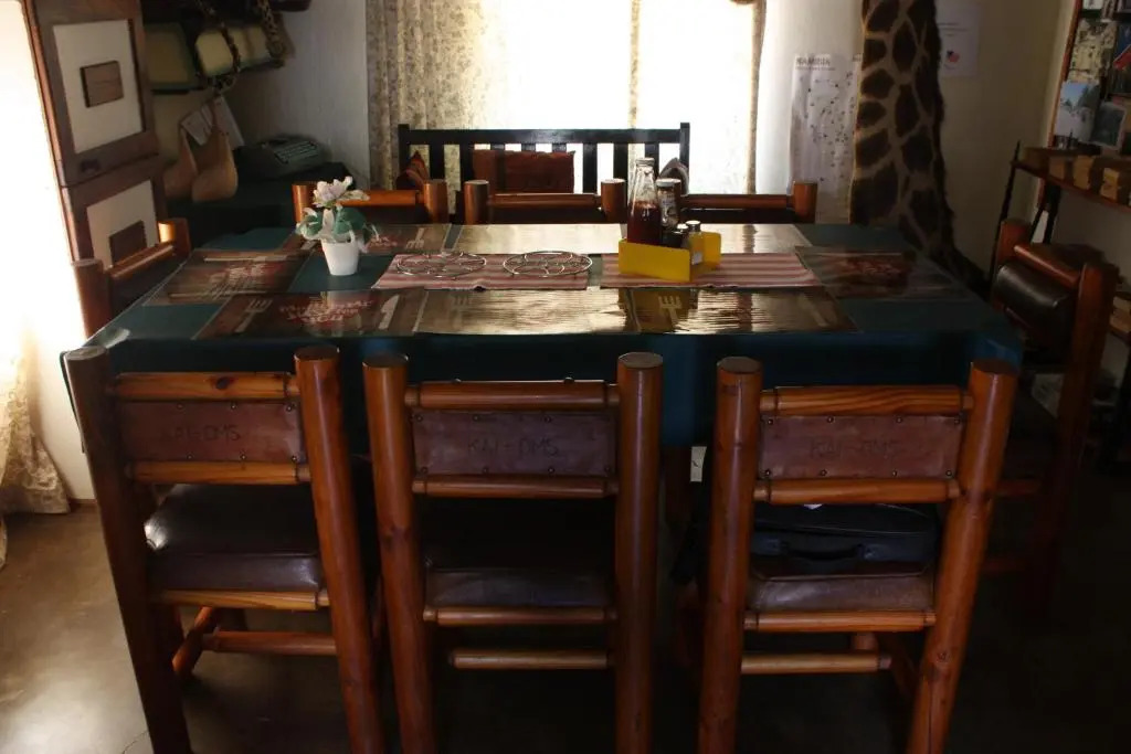 Kai-Oms Backpackers Lodge