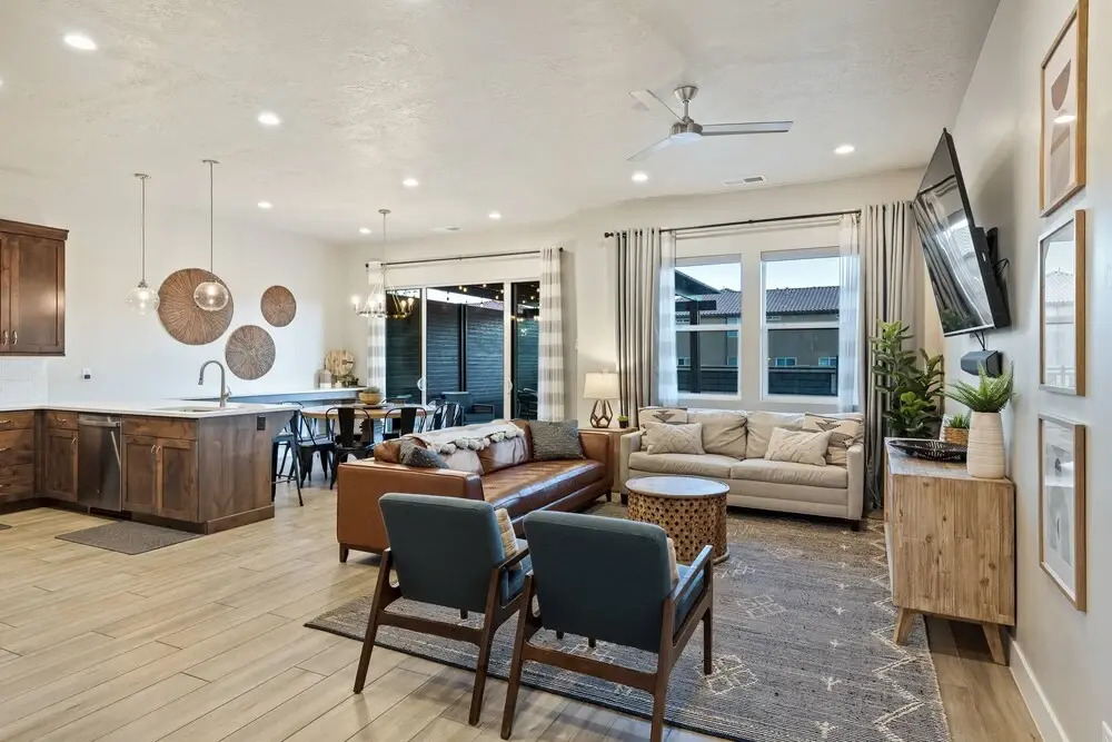Private Pool Oasis #57 5 Bedroom Townhouse