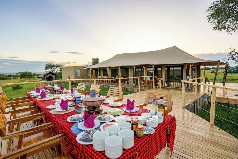 Malaika Seronera Luxury Camp