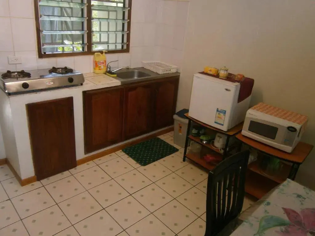 Anabru Pacific Lodge