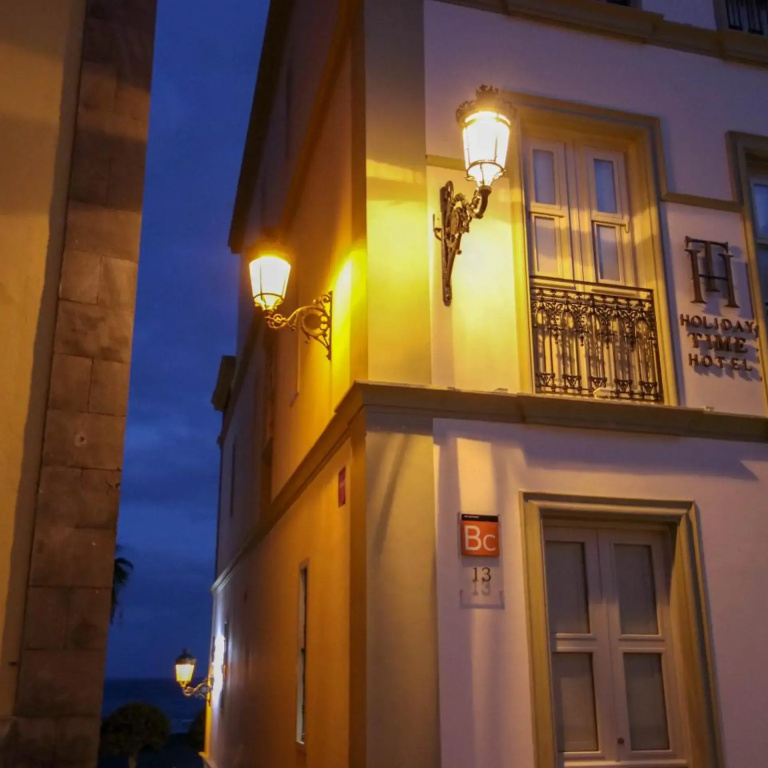 Hotel Emblemático Holiday Time