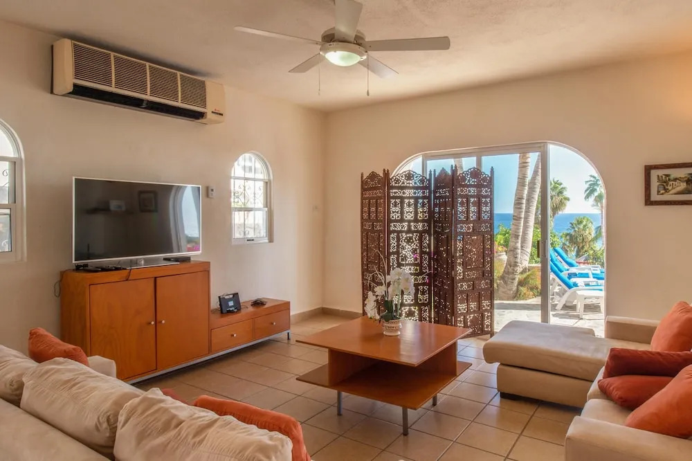 An Inviting 2BR Villa Oceano Located Just A Short Walk to the Beach