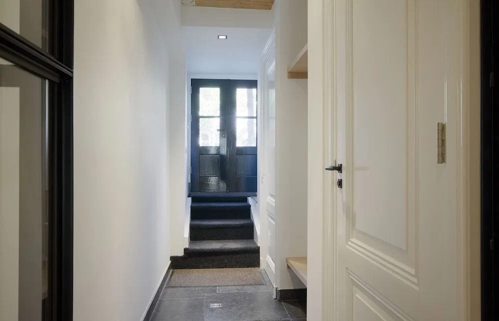 Modern & Luxurious 2 Bedroom Apartment