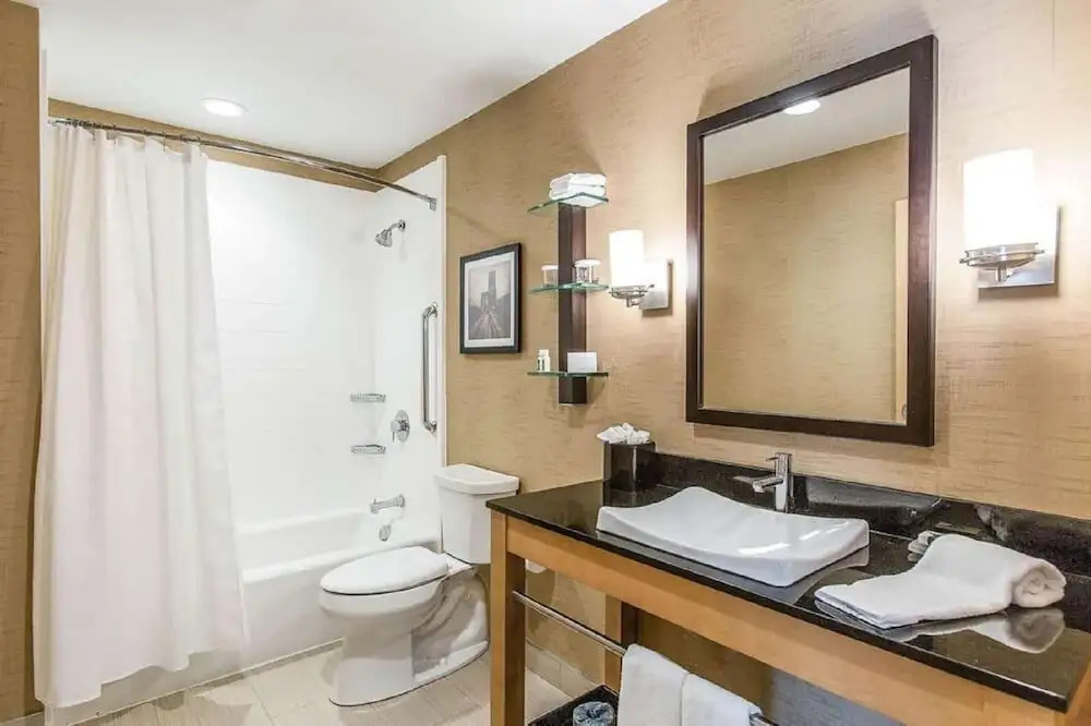 Cambria Suites Avon - Cleveland