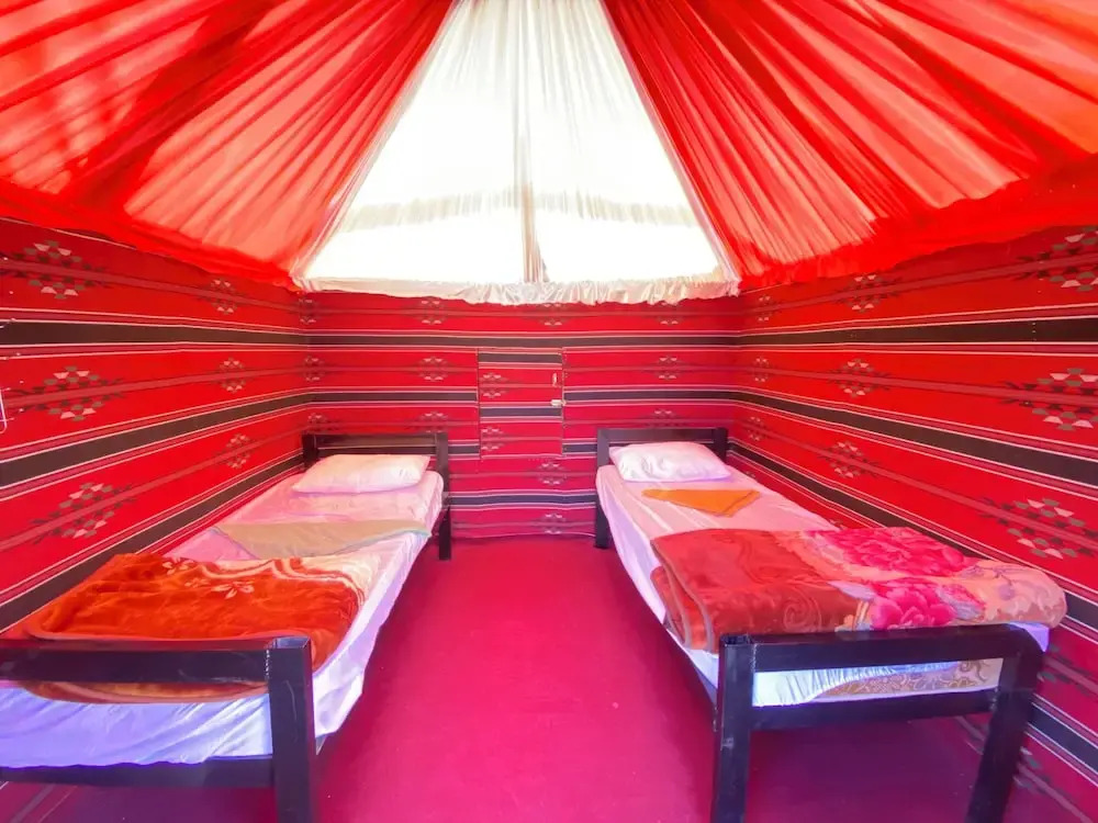 Lawrence Spring camp & tours