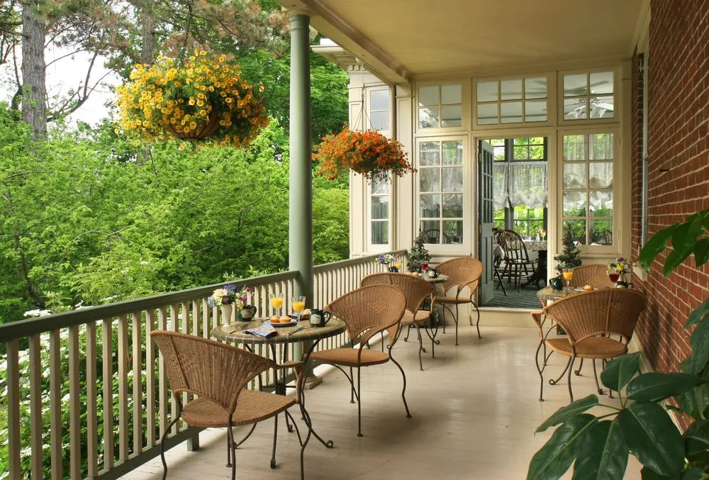 The Lafayette Inn