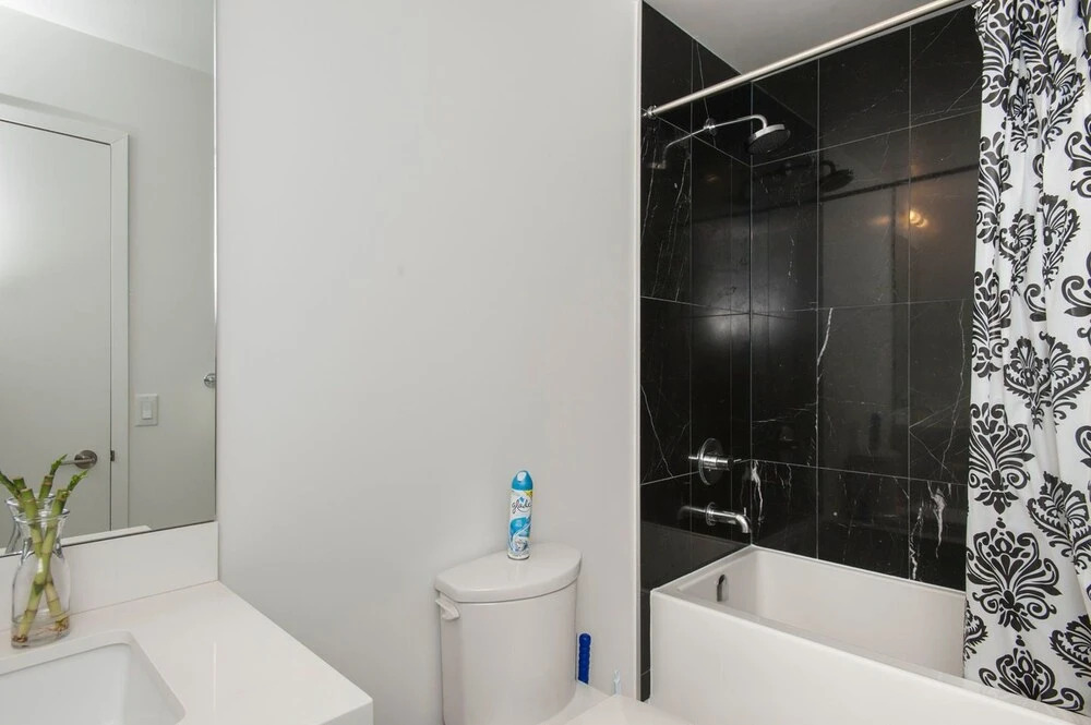 Elite Suites 1 Bedroom Townhouse Condo offered by Short Term Stays
