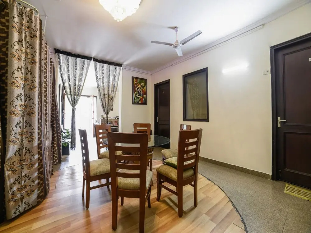 OYO 1768 Home Stay The Divine Home