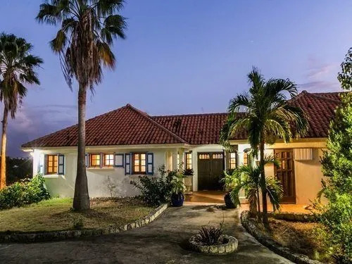 Villa Vue Cristal