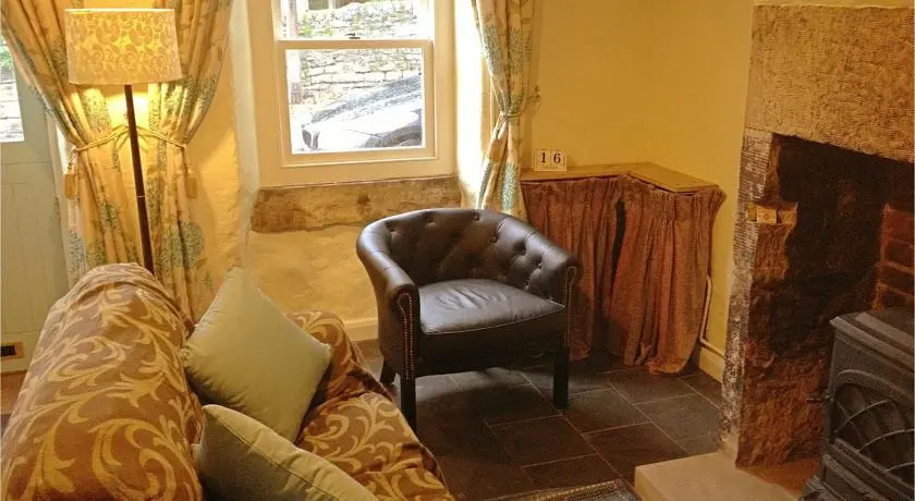 Strutt Cottage