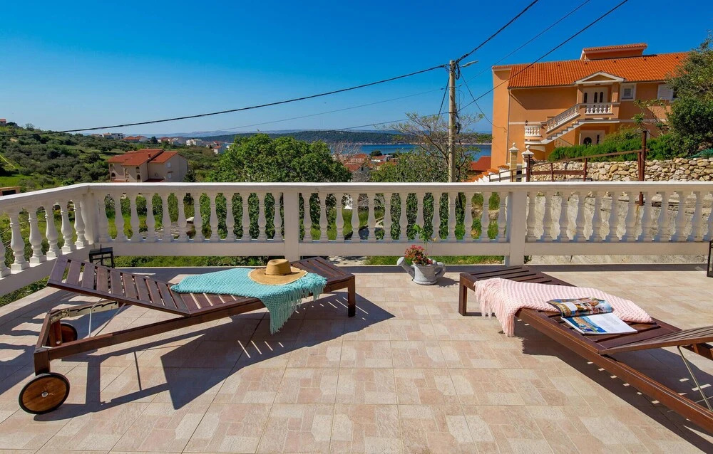 Amazing Apartment in Banjol With 1 Bedrooms and Wifi