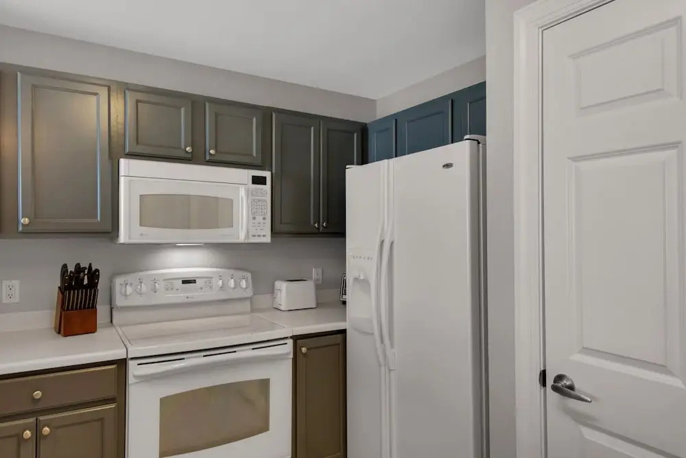 Emerald Dolphin unit 930 - Three Bedroom Condo