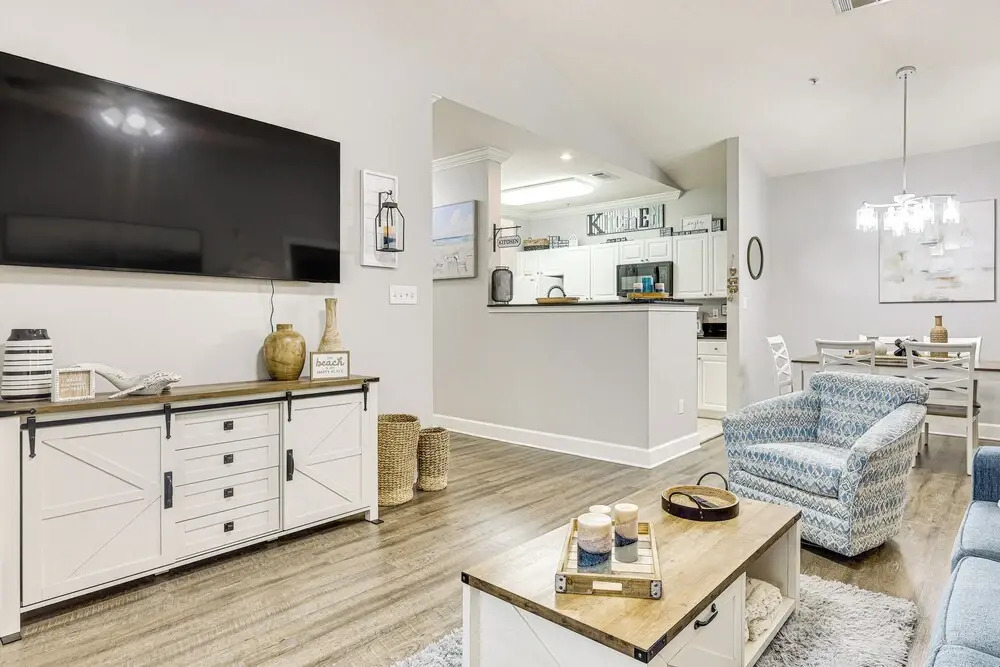 3 Mi to Owa: Modern Condo w/ Resort Pool!