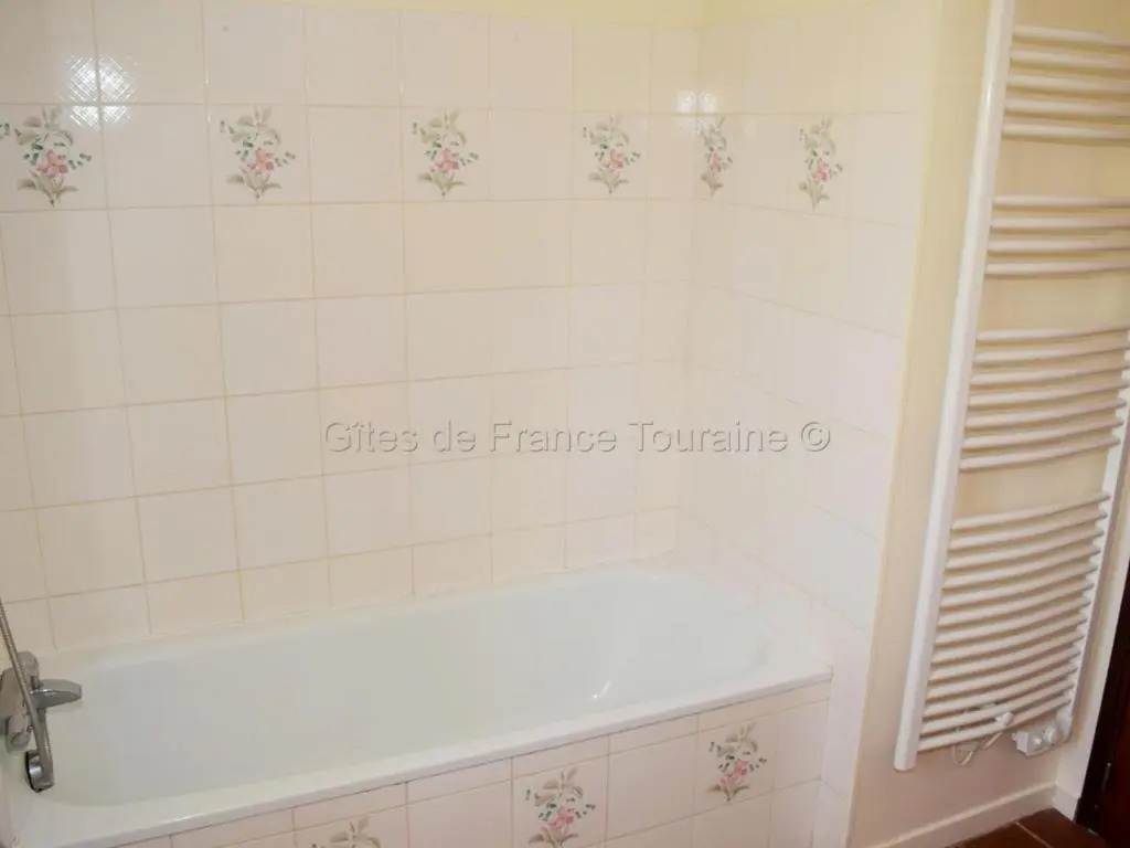Maison en campagne avec cheminée et animaux acceptés - FR-1-381-440