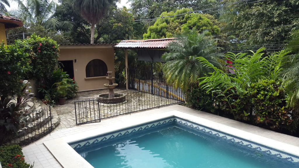 Hospedaje Colibri