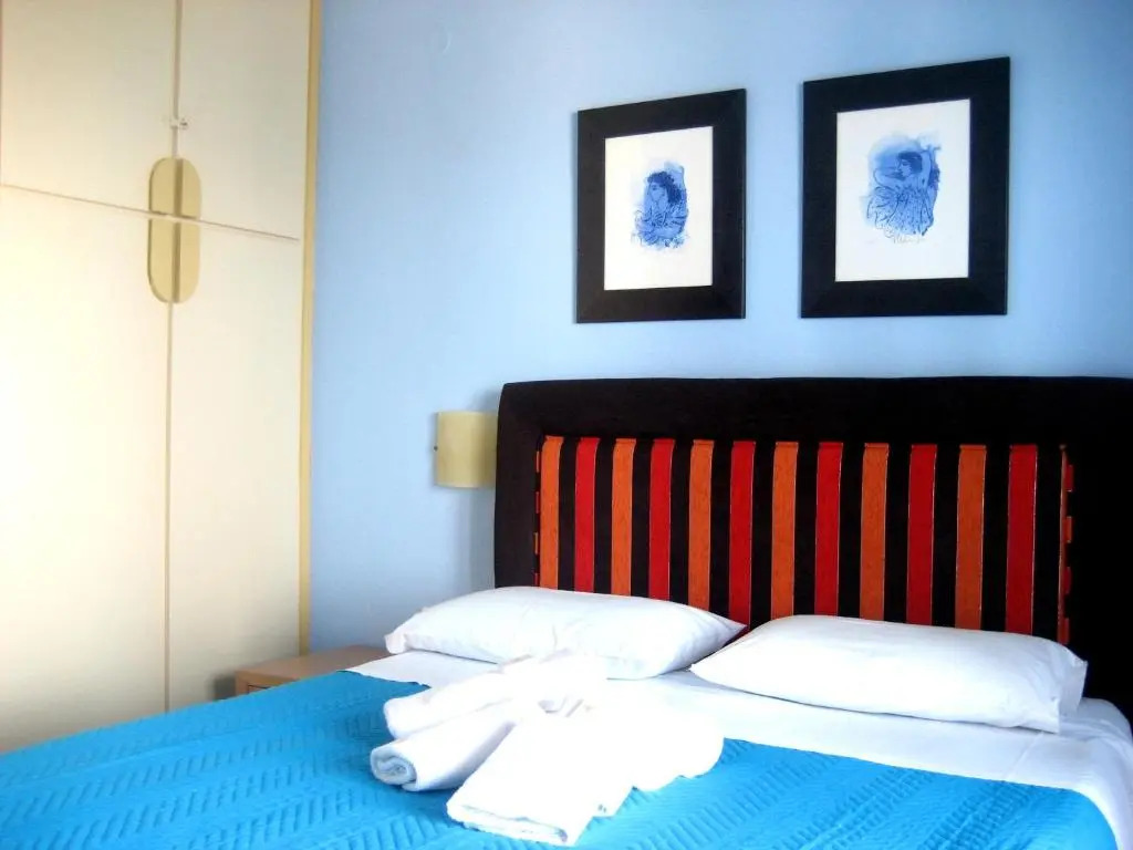 Corina Apartments , Corina 2-studios