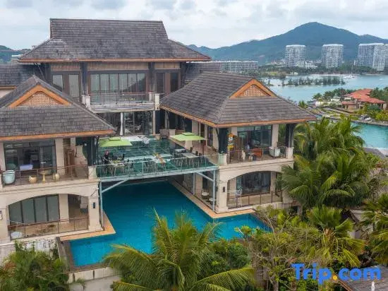 Mountaintop Club Hotel