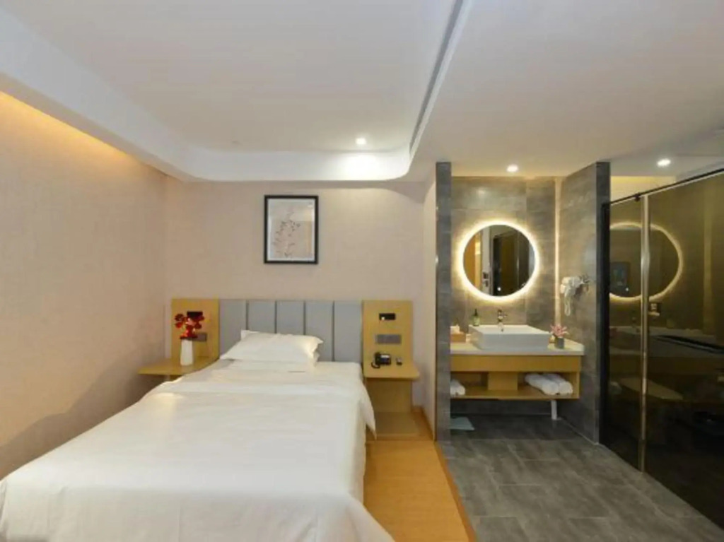 Yougo Hotel (Shanghai Nanxiang Guyi Garden)