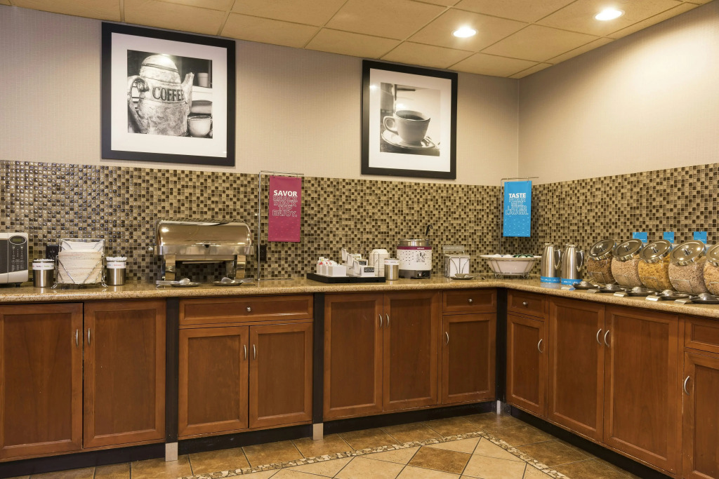Hampton Inn & Suites East Lansing
