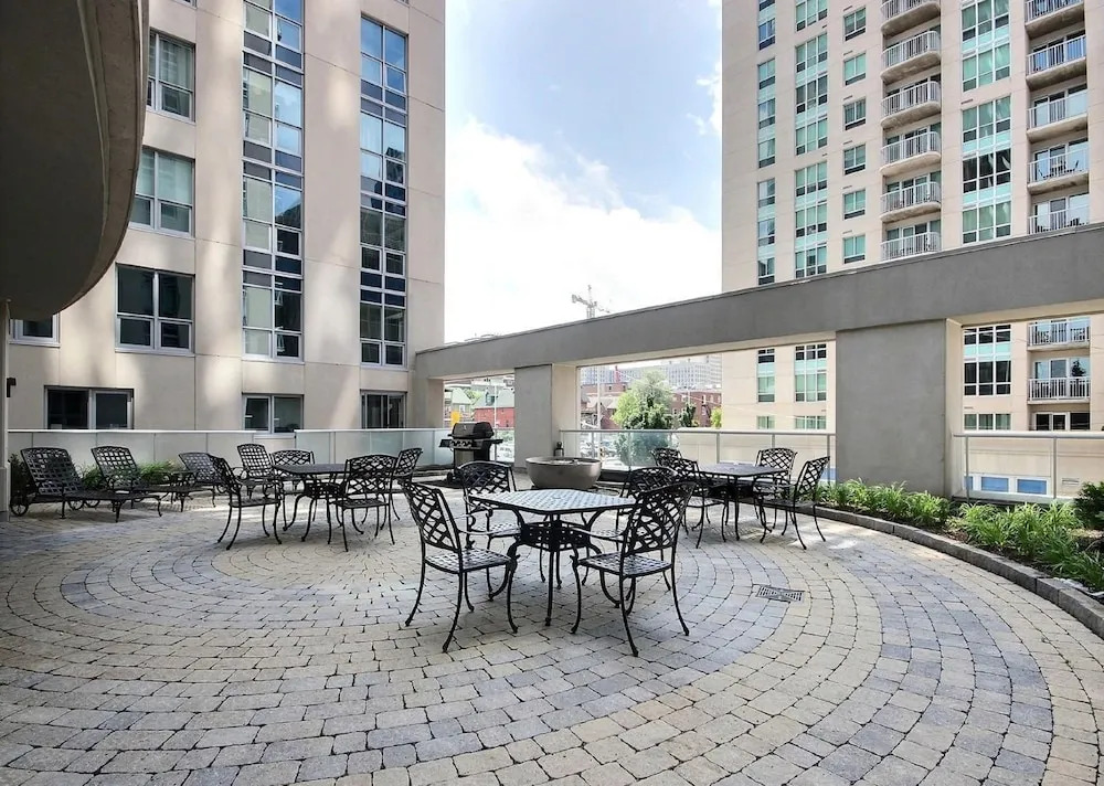 Claridge Plaza 4