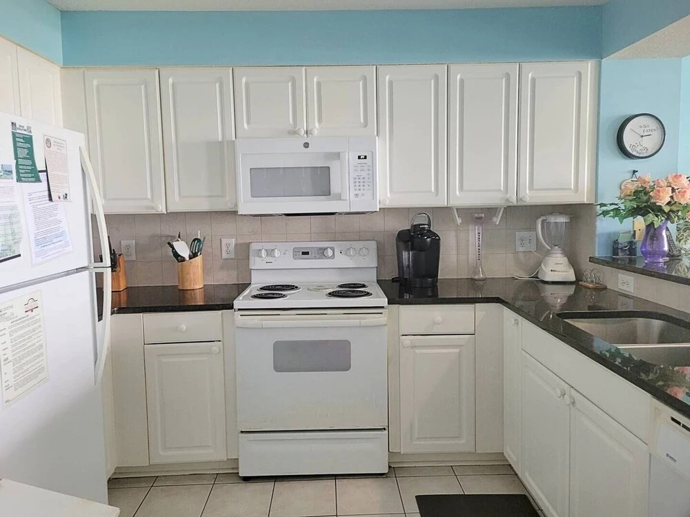 Windy Hill Dunes 105 3 Bedroom Condo by RedAwning, North Myrtle Beach