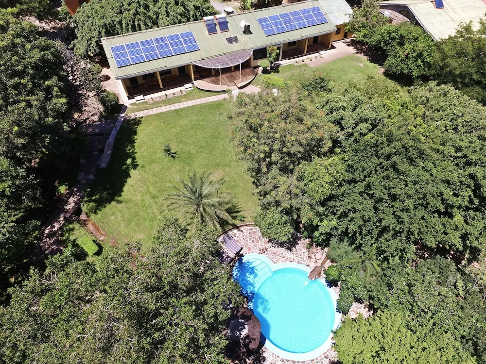Safari Beach Lodge