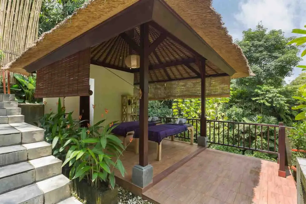 Tini Villa