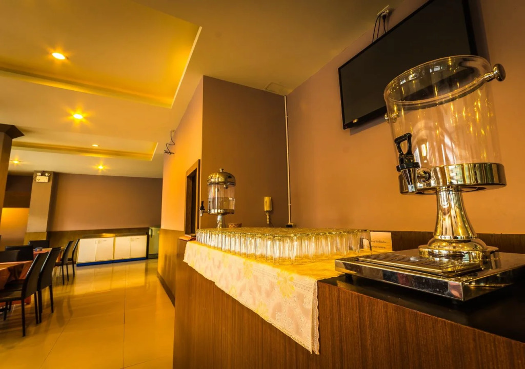 SinKiat Buri Hotel
