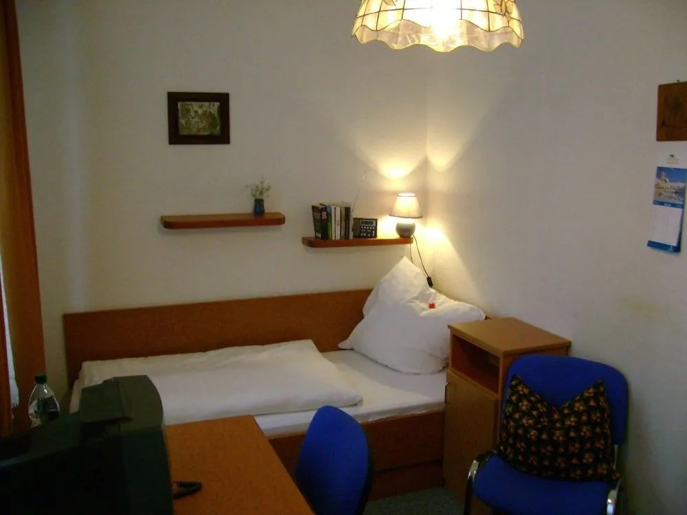 Hotel - Pension Vesta